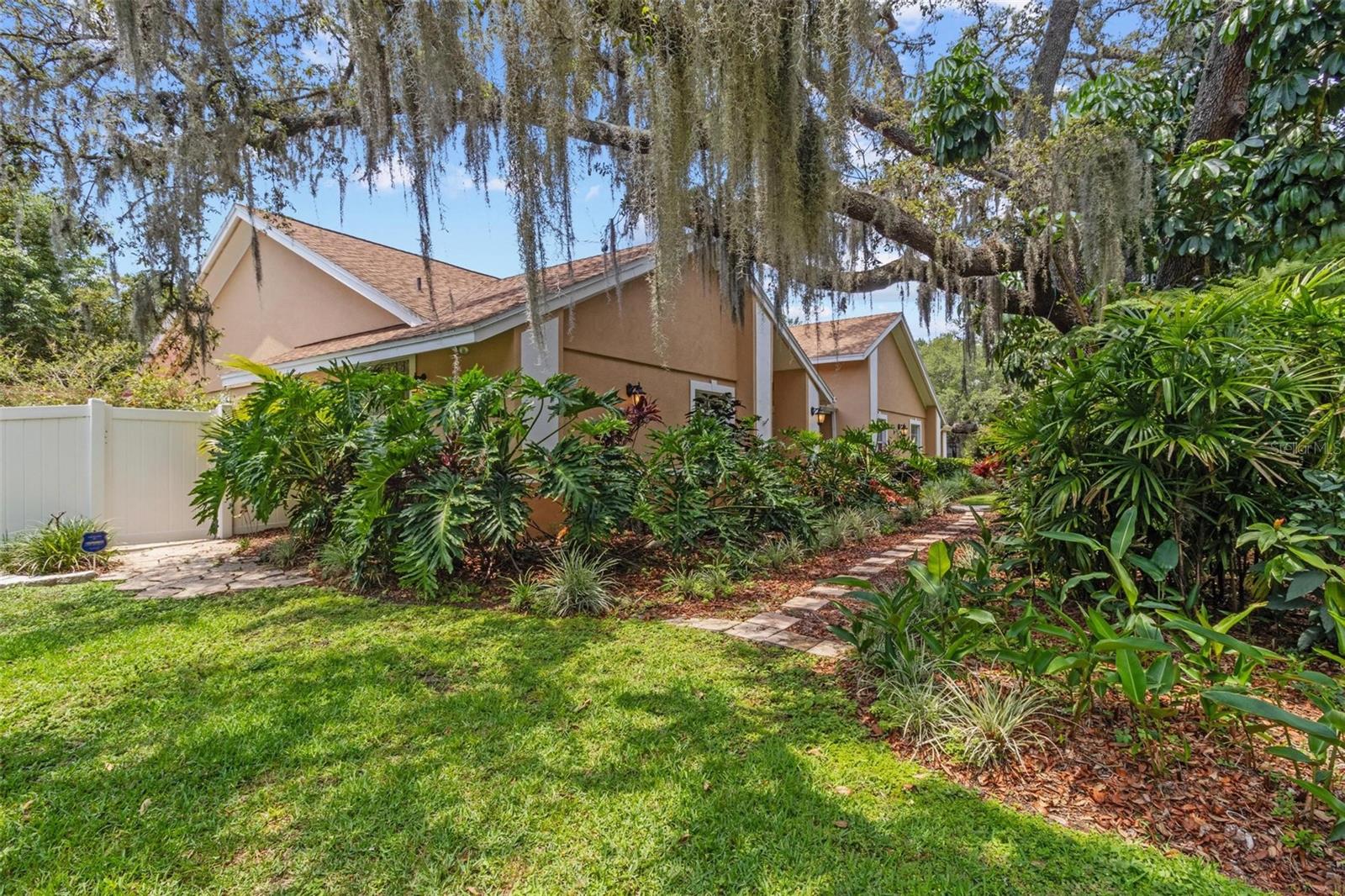 Image 6 of 71 For 6407 112th Avenue