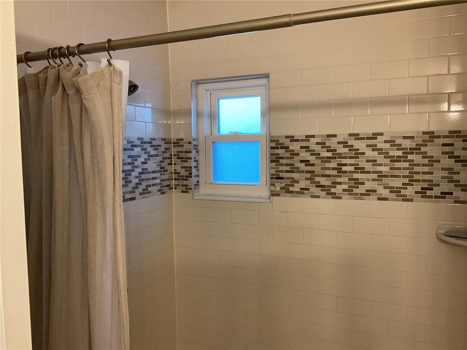 Image 18 of 20 For 4403 Willowrun Lane