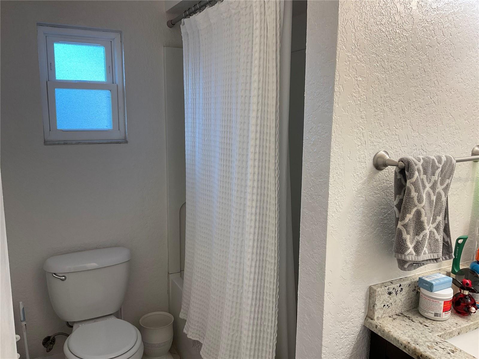 Image 19 of 20 For 4403 Willowrun Lane