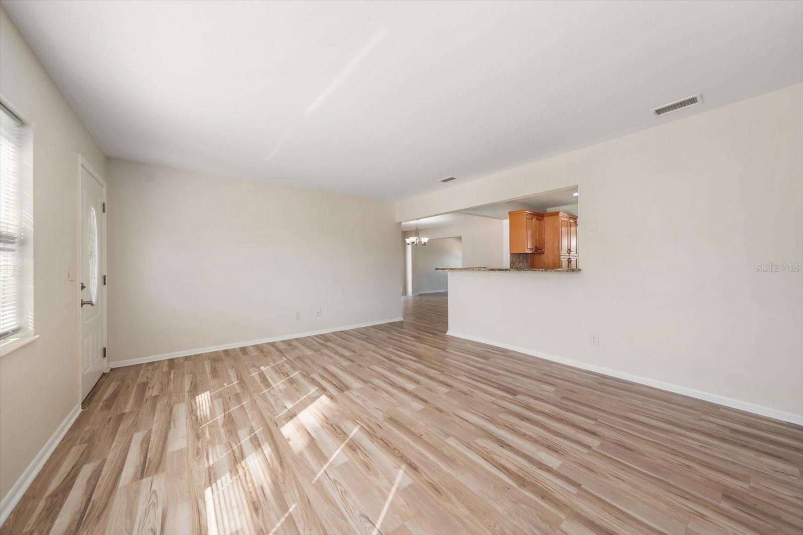 Image 6 of 34 For 2239 Duncan Drive