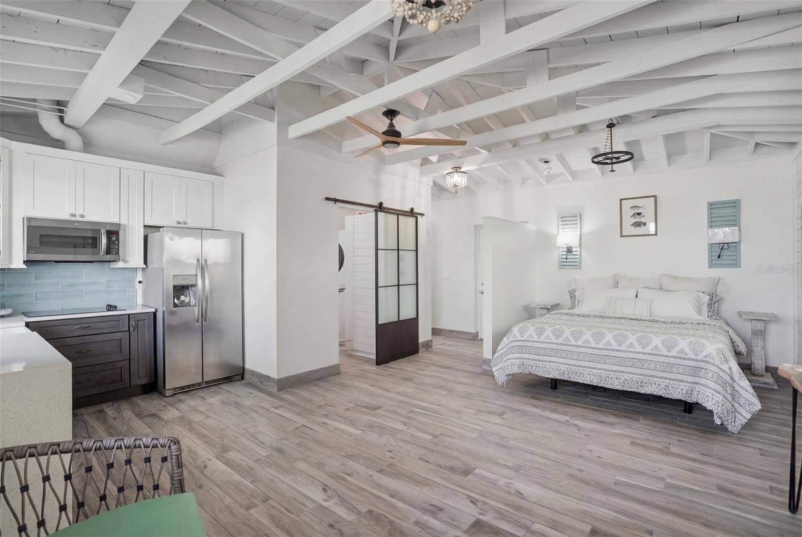 Image 25 of 50 For 2906 Pass A Grille Way