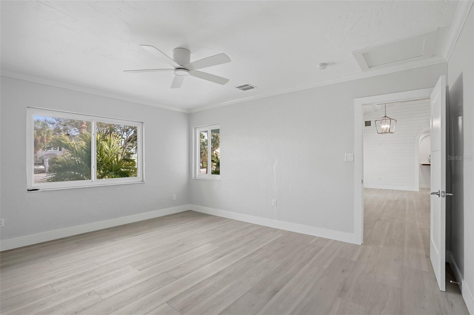 Image 30 of 50 For 2906 Pass A Grille Way