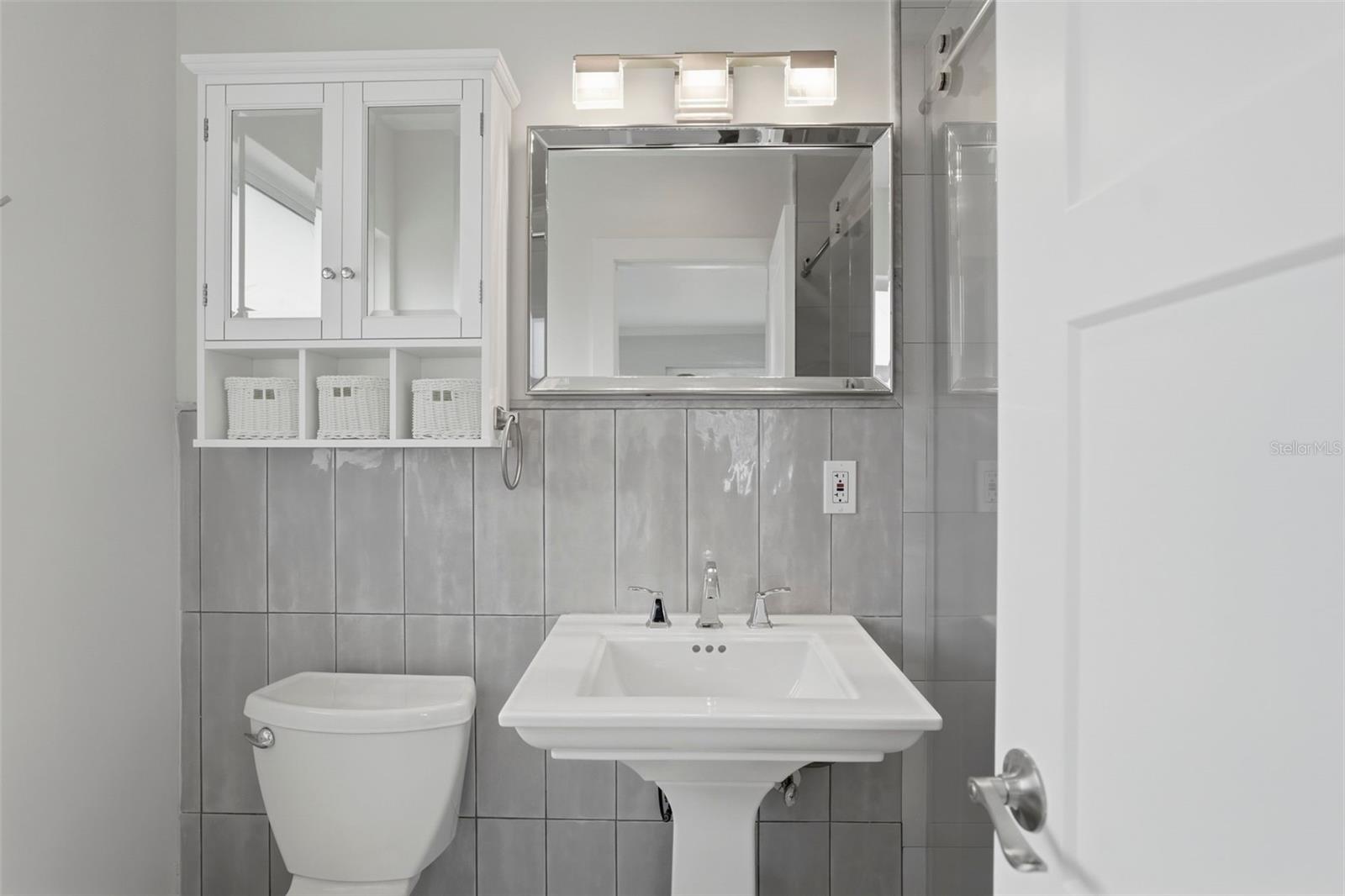 Image 35 of 50 For 2906 Pass A Grille Way