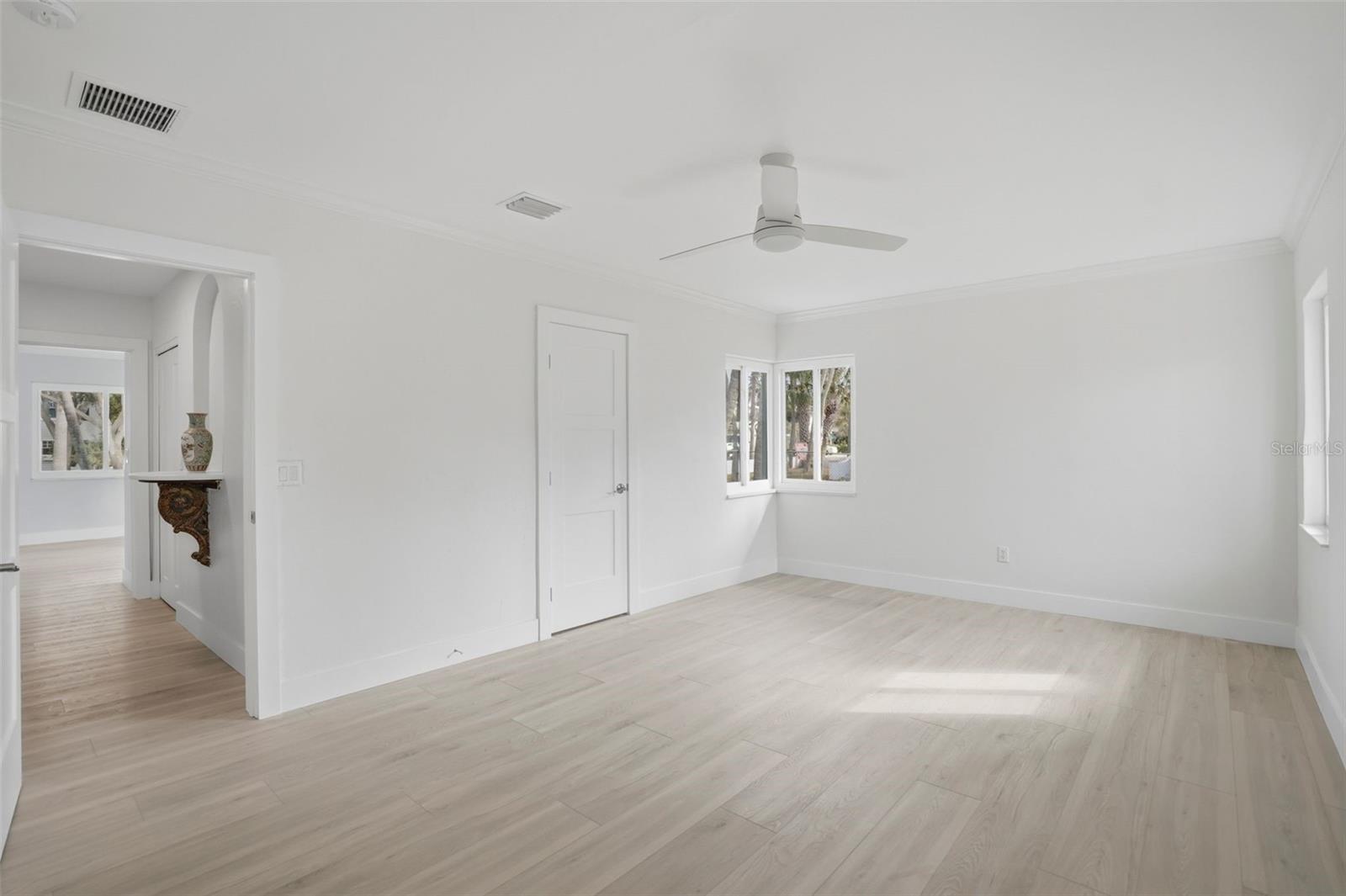 Image 37 of 50 For 2906 Pass A Grille Way