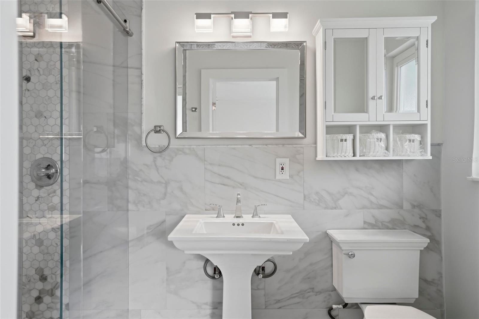 Image 38 of 50 For 2906 Pass A Grille Way