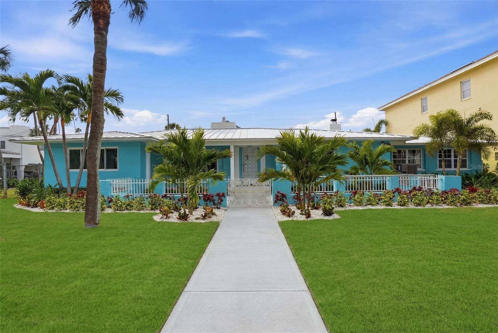 Image 49 of 50 For 2906 Pass A Grille Way