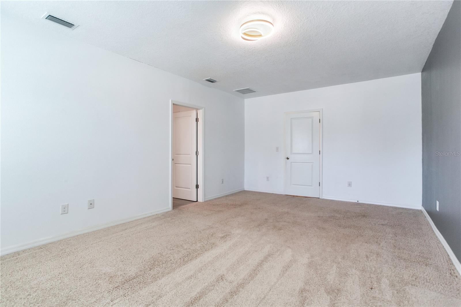 Image 26 of 49 For 2412 Knight Island Drive