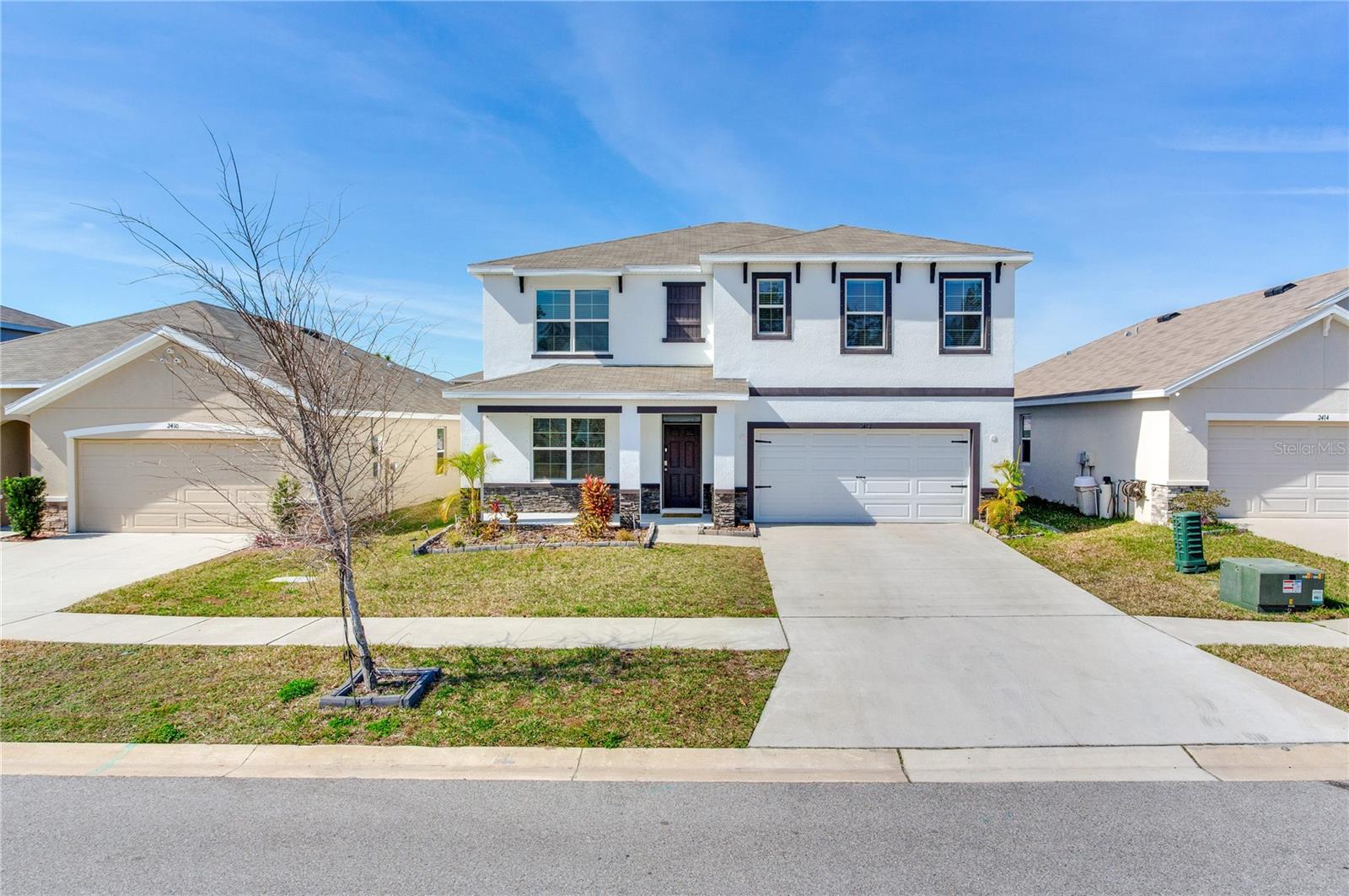 Image 3 of 49 For 2412 Knight Island Drive