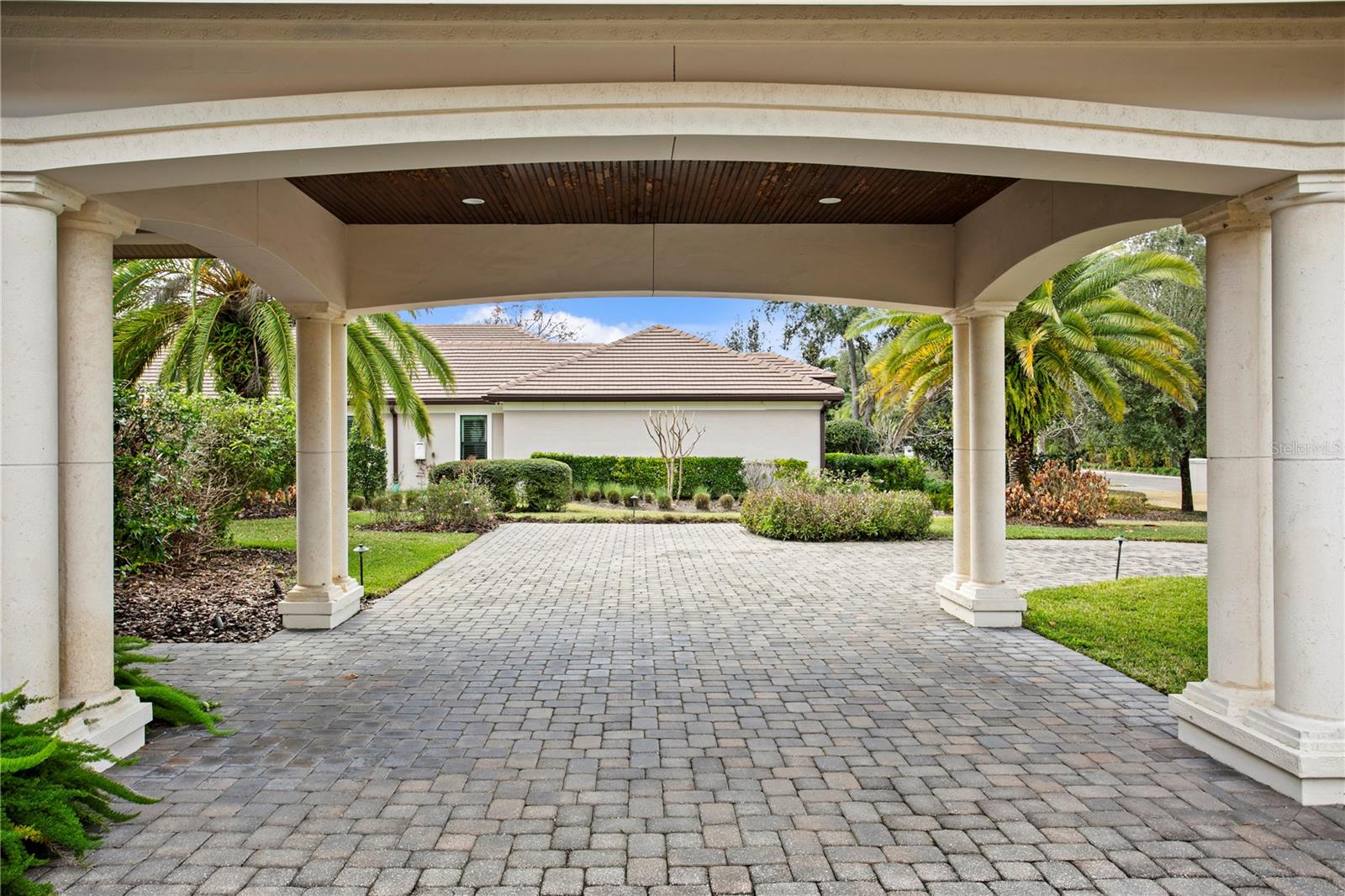 Image 2 of 59 For 16911 Comunidad De Avila