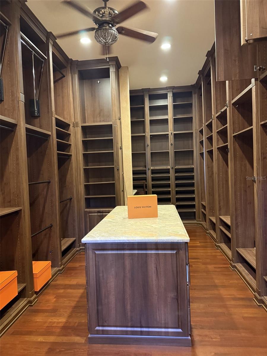 Image 26 of 59 For 16911 Comunidad De Avila