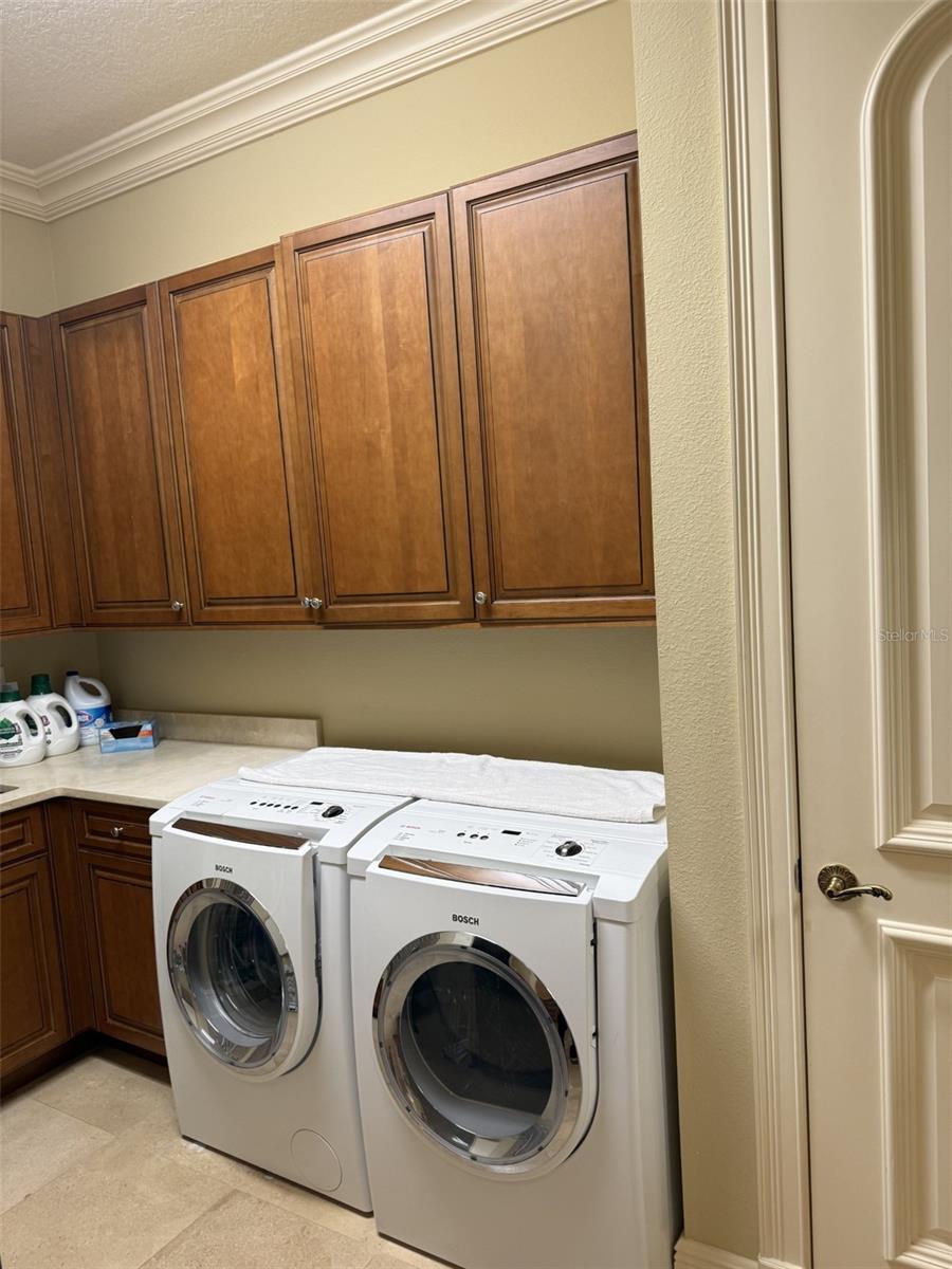 Image 42 of 59 For 16911 Comunidad De Avila