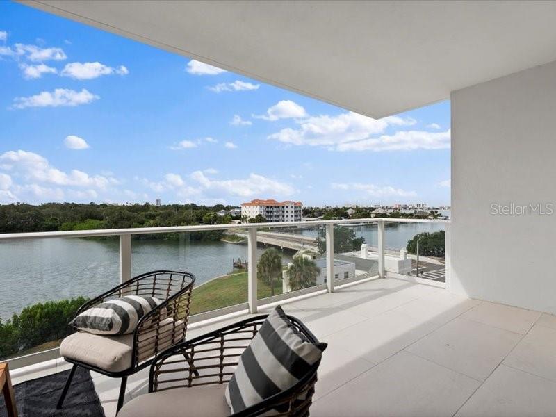 Image 11 of 63 For 1020 Sunset Point Road 410