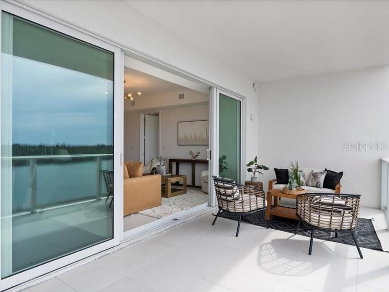 Image 14 of 63 For 1020 Sunset Point Road 410