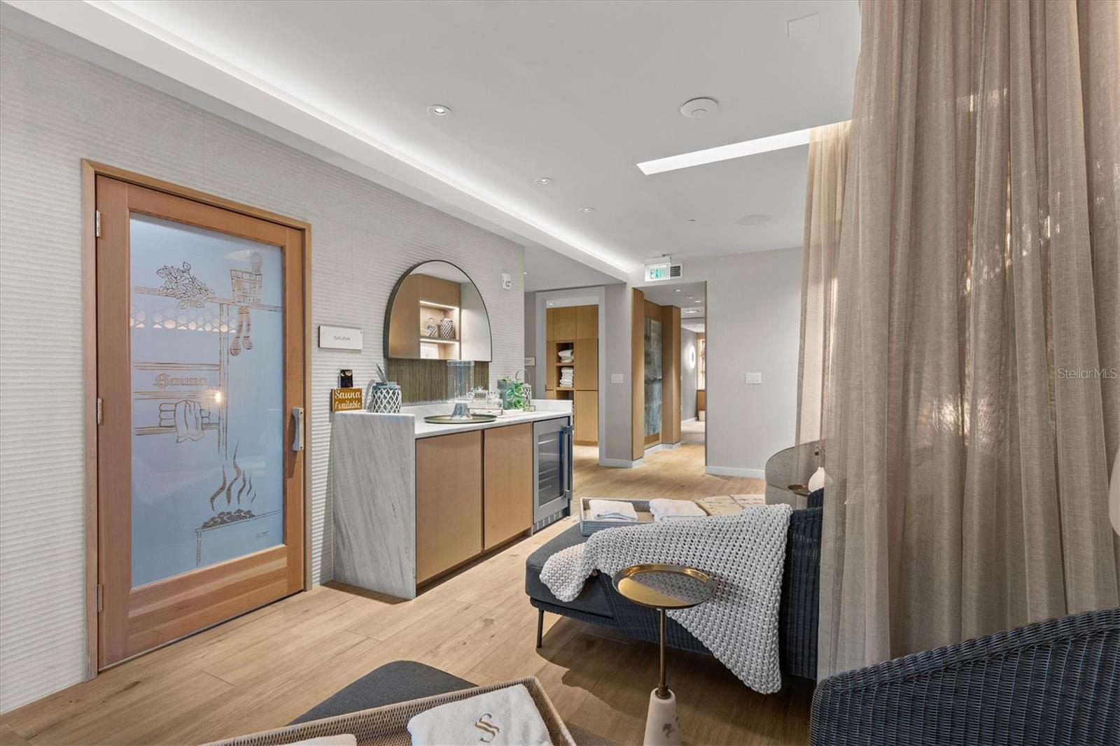 Image 43 of 63 For 1020 Sunset Point Road 410