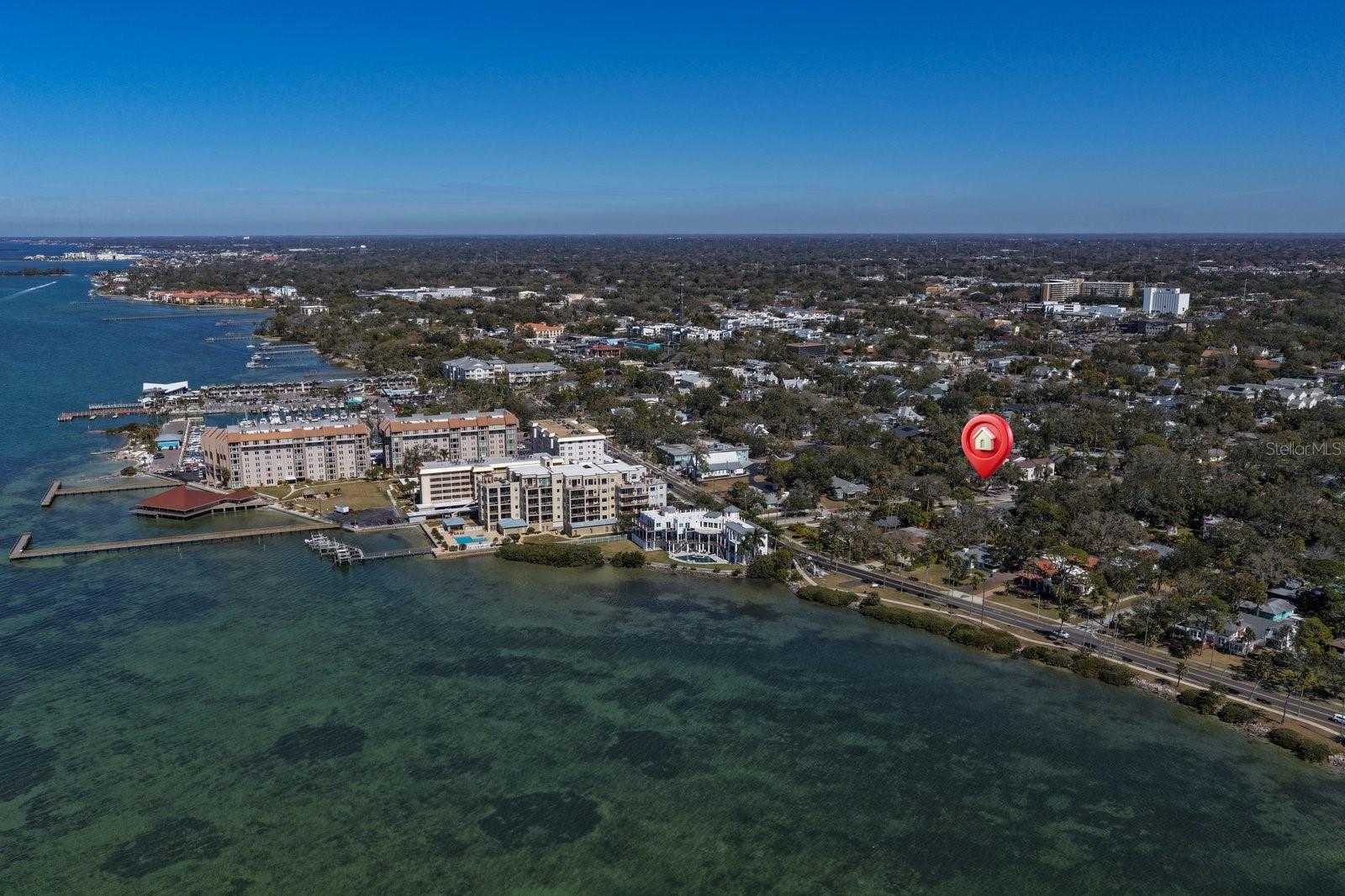 Listing photo id 8 for 240 President Street