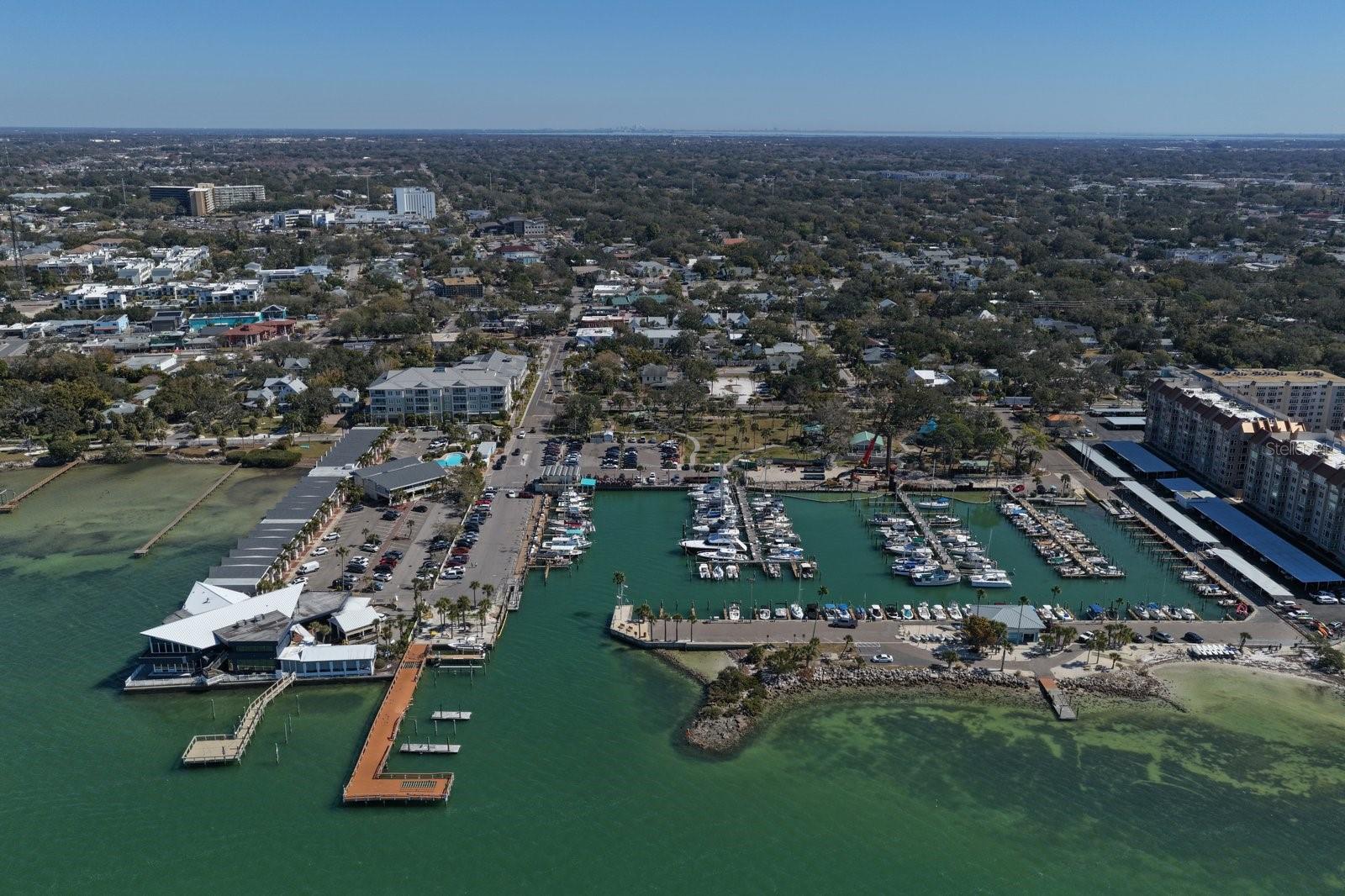 Listing photo id 10 for 240 President Street