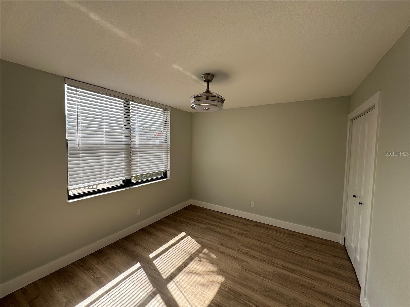 Image 10 of 24 For 2017 Skimmer Court W 413