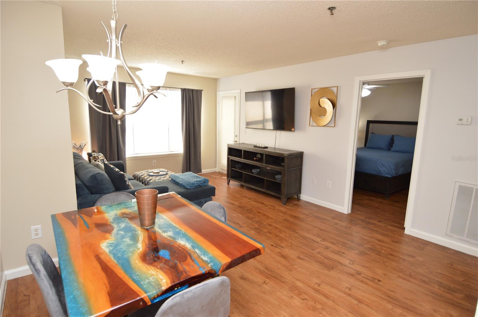 Image 18 of 78 For 11901 4th Street N 10105