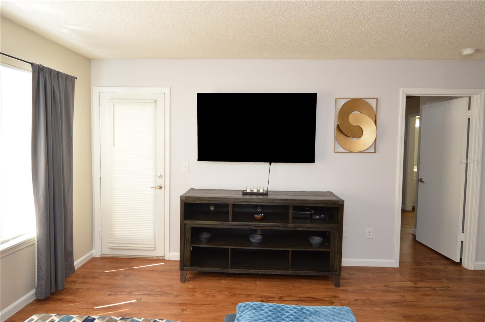 Image 26 of 78 For 11901 4th Street N 10105