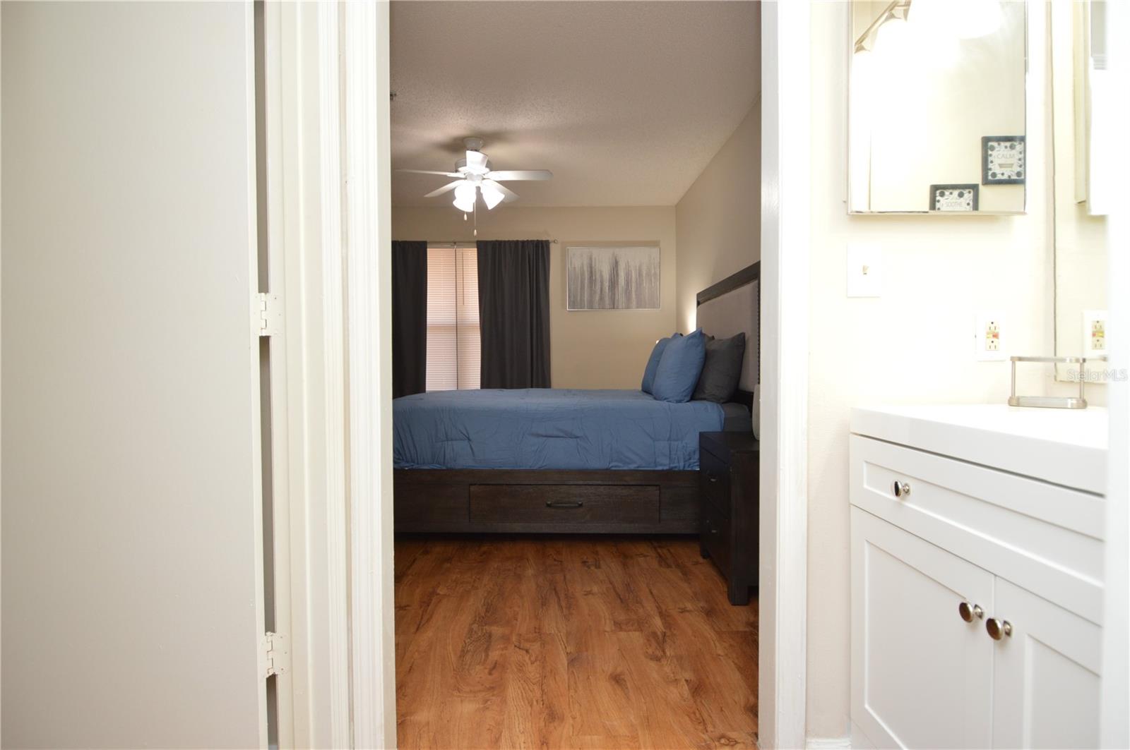 Image 40 of 78 For 11901 4th Street N 10105