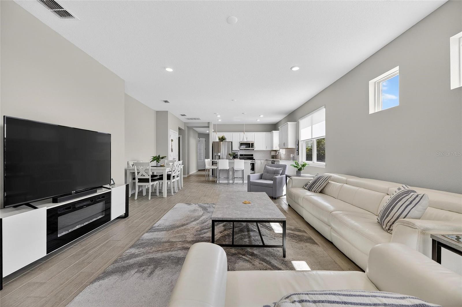 Image 14 of 51 For 6204 Mooring Line Circle