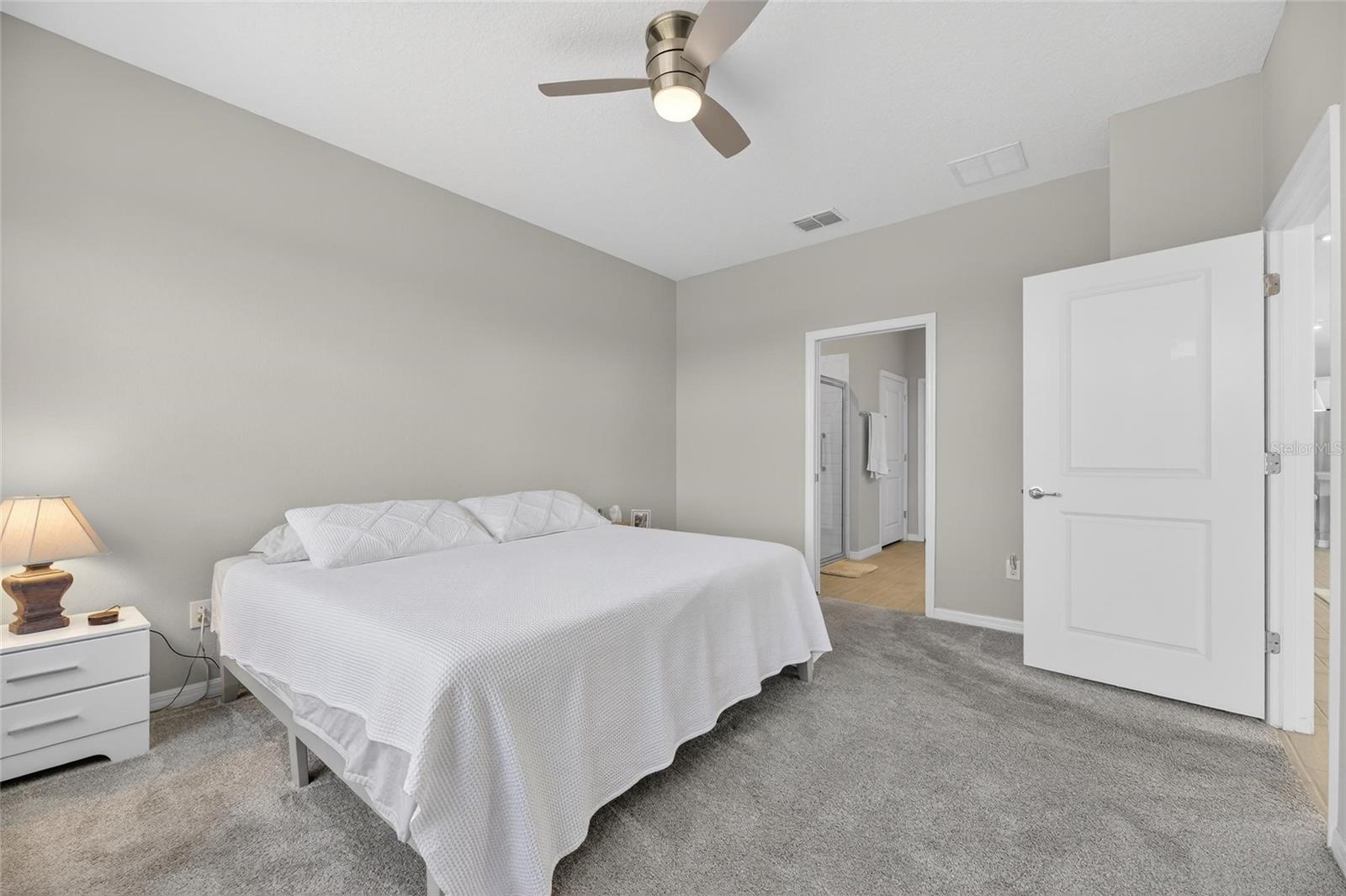 Image 18 of 51 For 6204 Mooring Line Circle