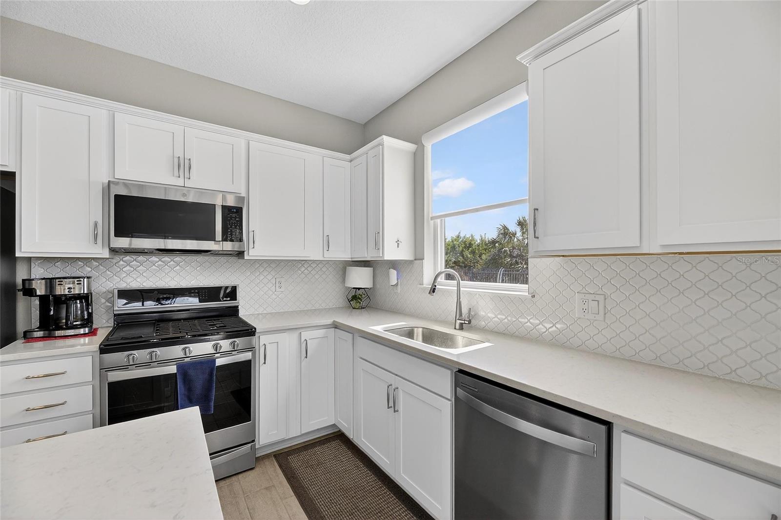 Image 9 of 51 For 6204 Mooring Line Circle