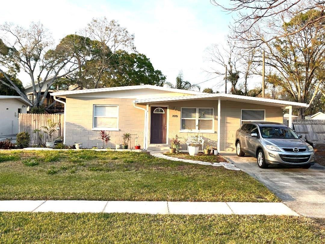 Details for 225 83rd Avenue Ne, ST PETERSBURG, FL 33702