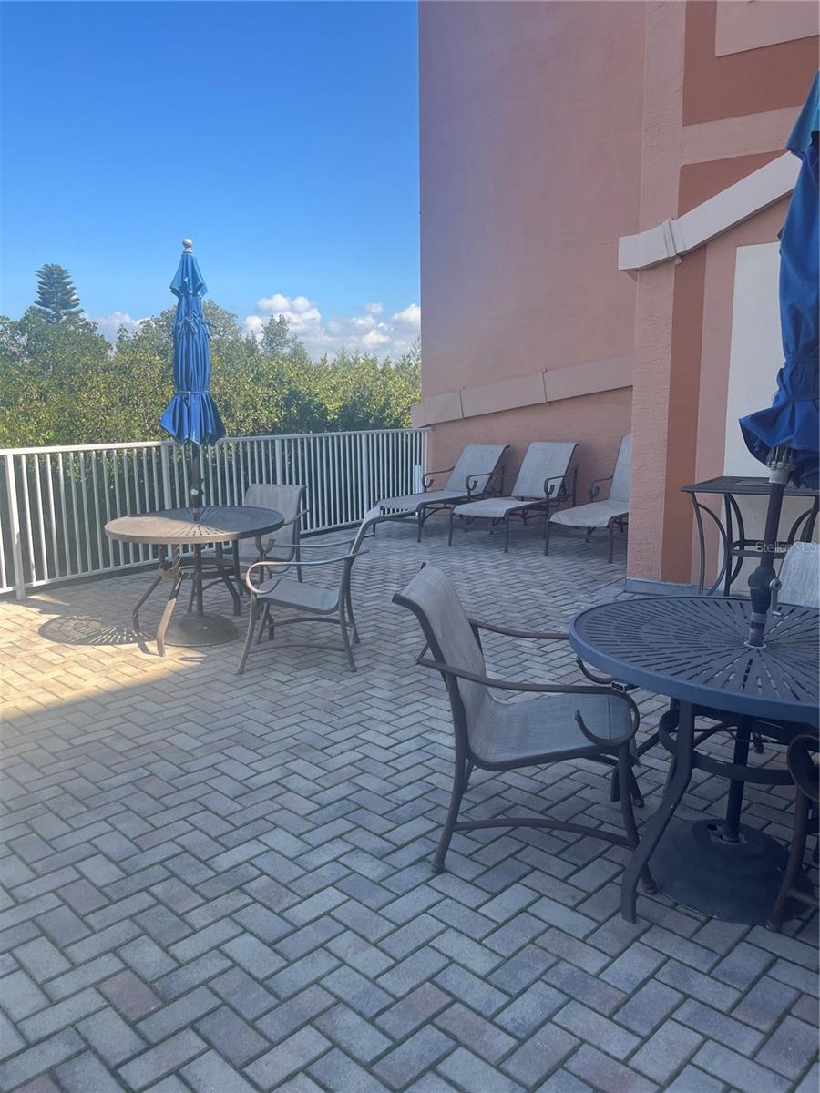 Image 14 of 16 For 5000 Culbreath Key Way 9-112