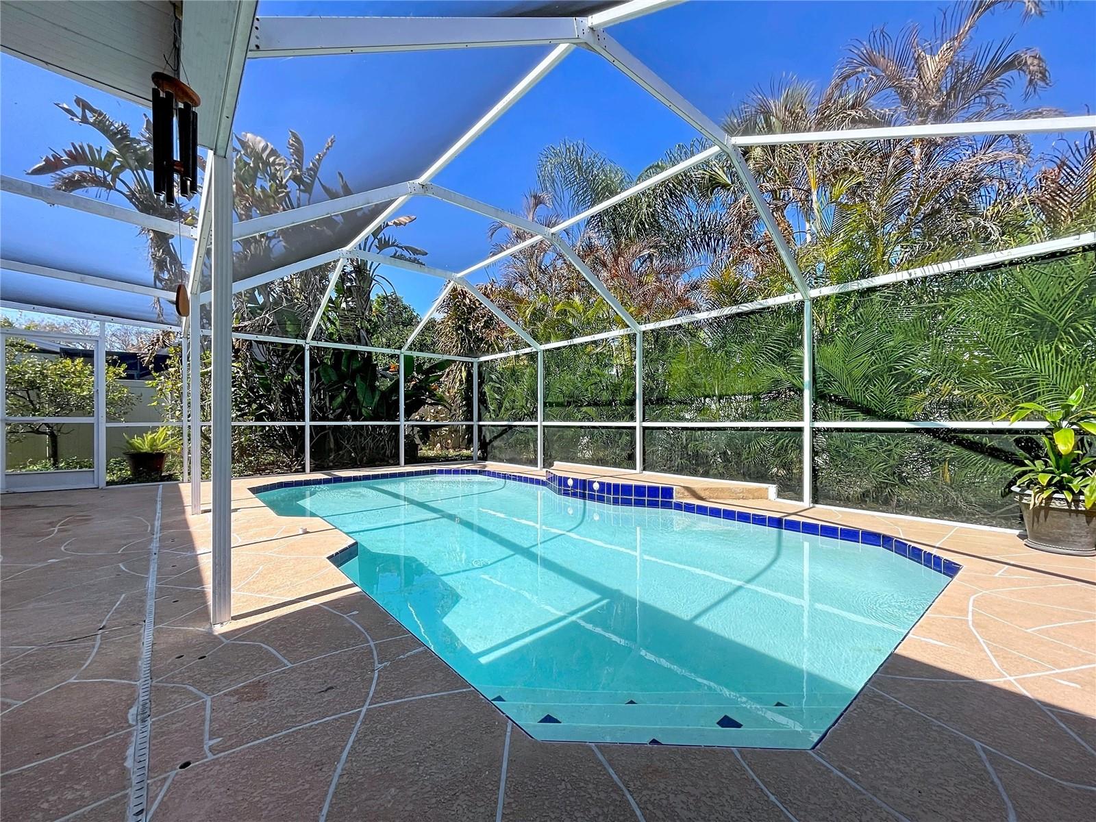 Image 26 of 28 For 1704 Hibiscus Circle N