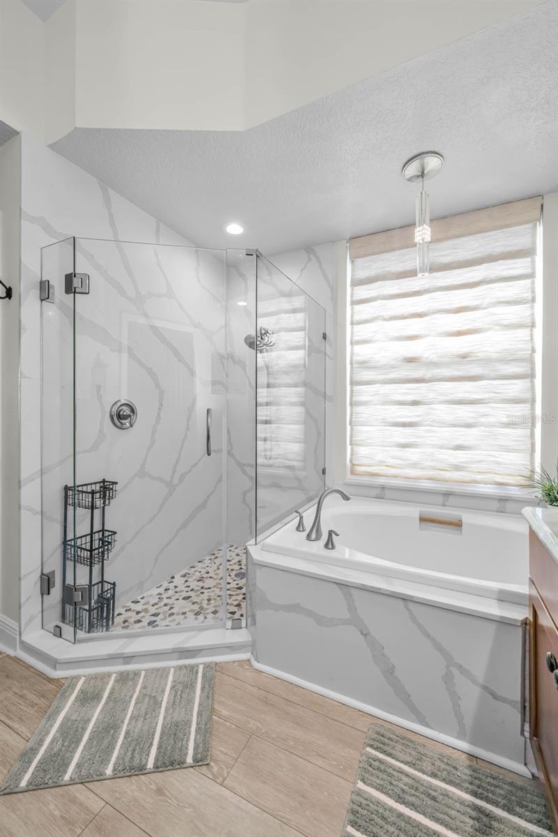 Image 33 of 87 For 1527 Woodstream Drive