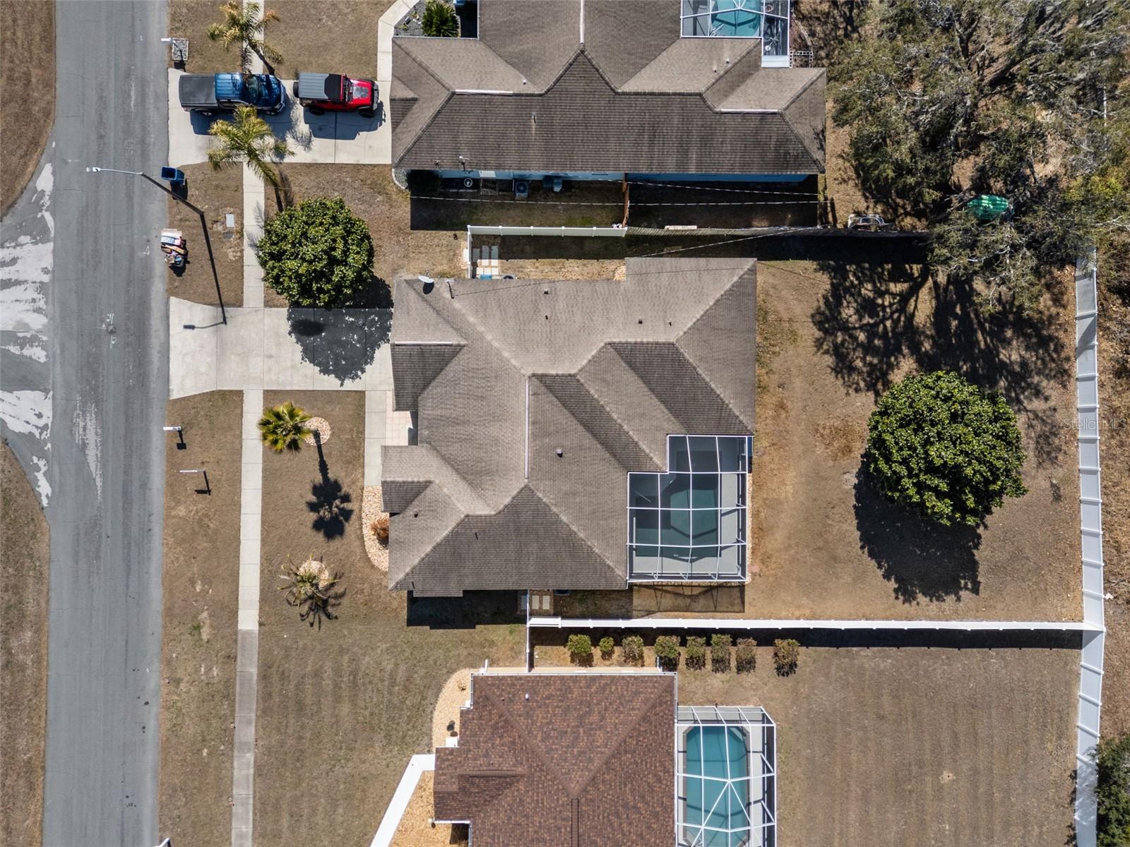 Image 38 of 38 For 15273 Burbank Drive