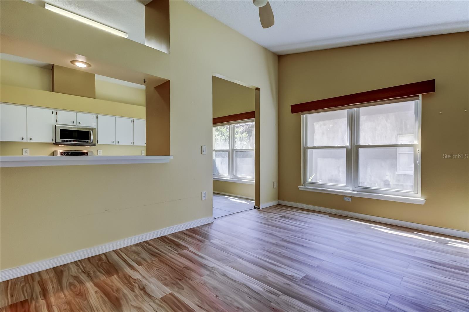 Image 14 of 58 For 1795 Bayhill Drive