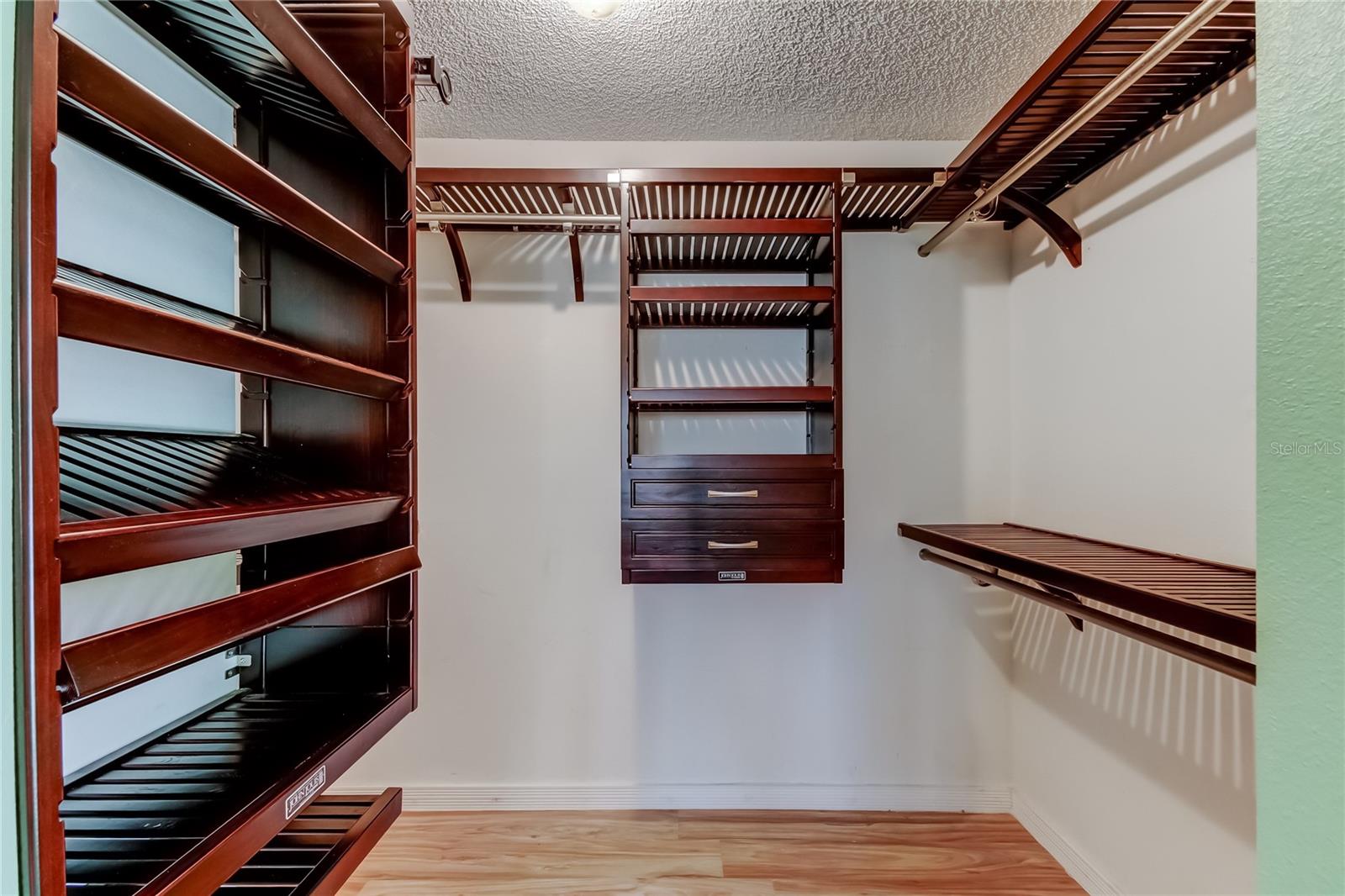 Image 25 of 58 For 1795 Bayhill Drive