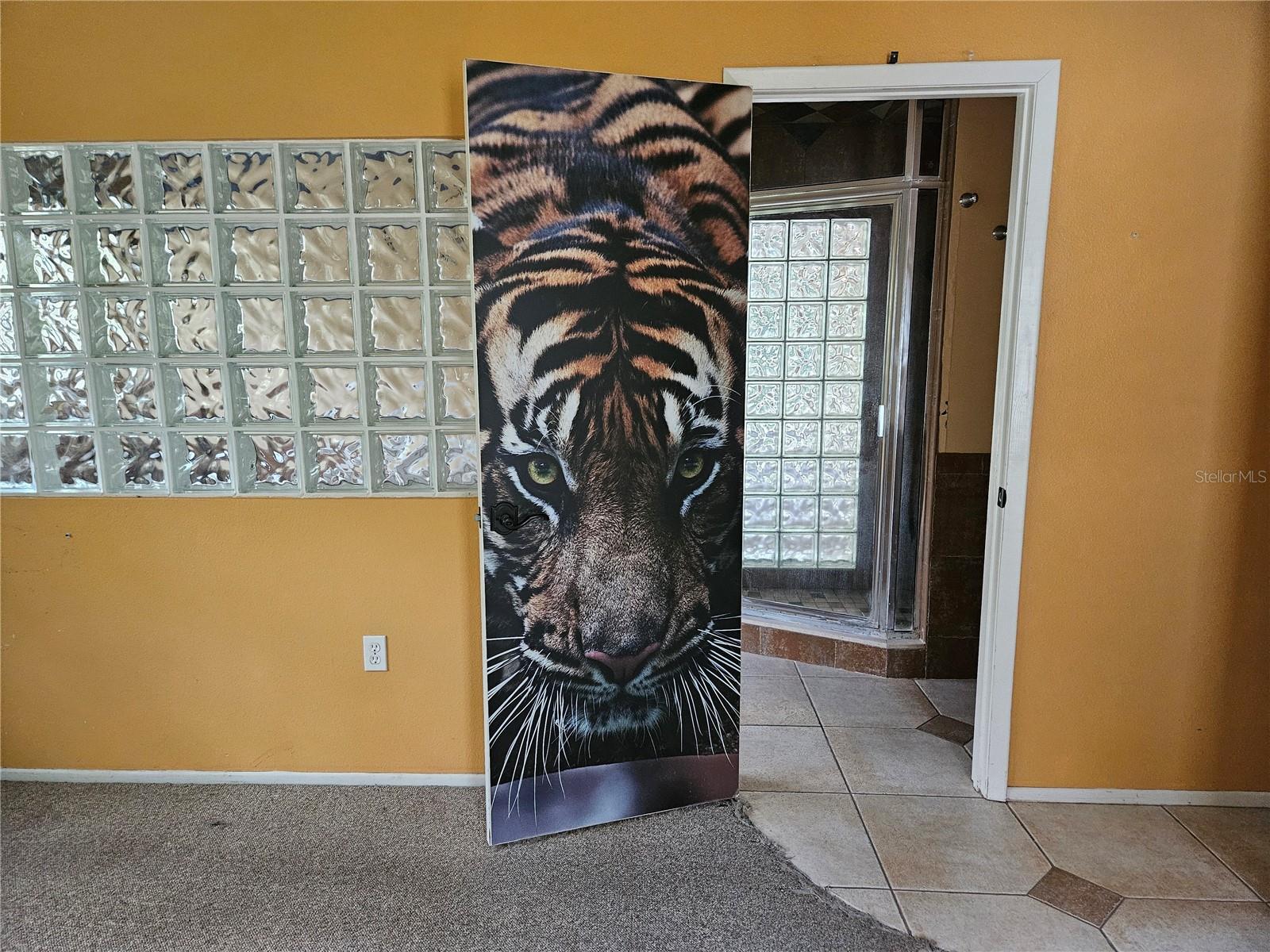 Image 26 of 58 For 1795 Bayhill Drive