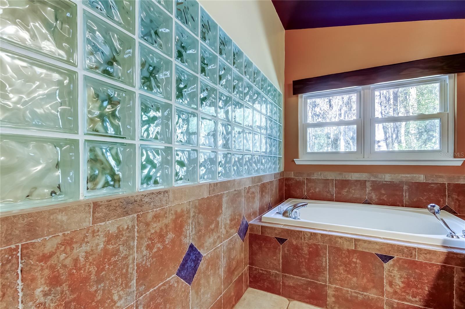 Image 28 of 58 For 1795 Bayhill Drive