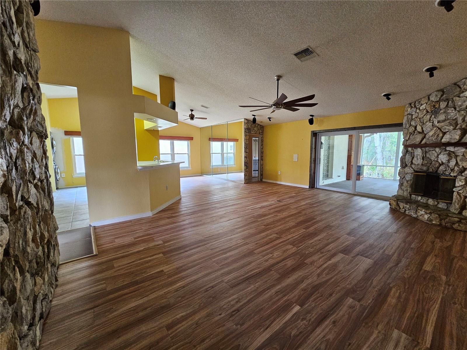 Image 8 of 58 For 1795 Bayhill Drive