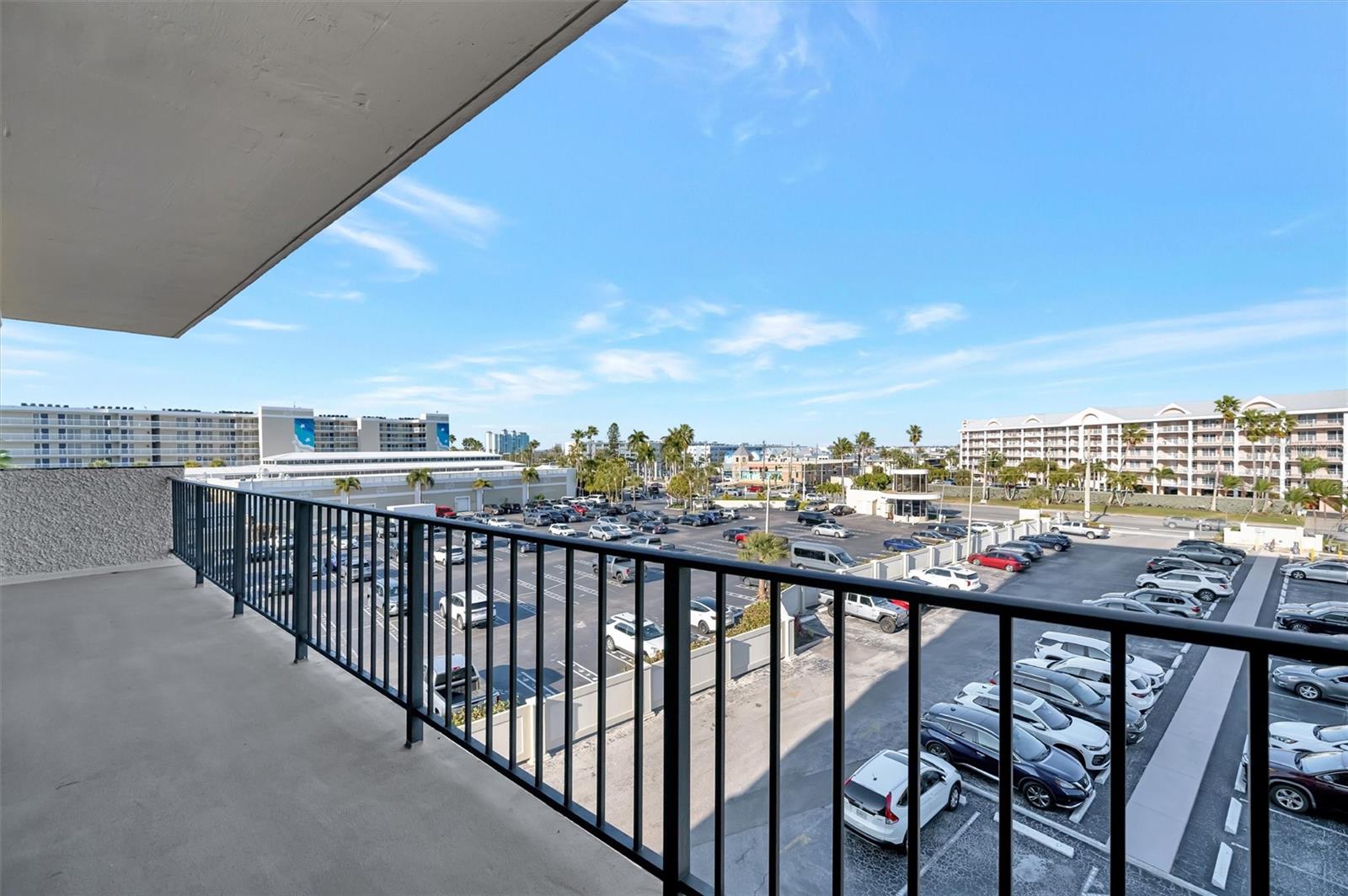 Image 41 of 66 For 5396 Gulf Boulevard 407