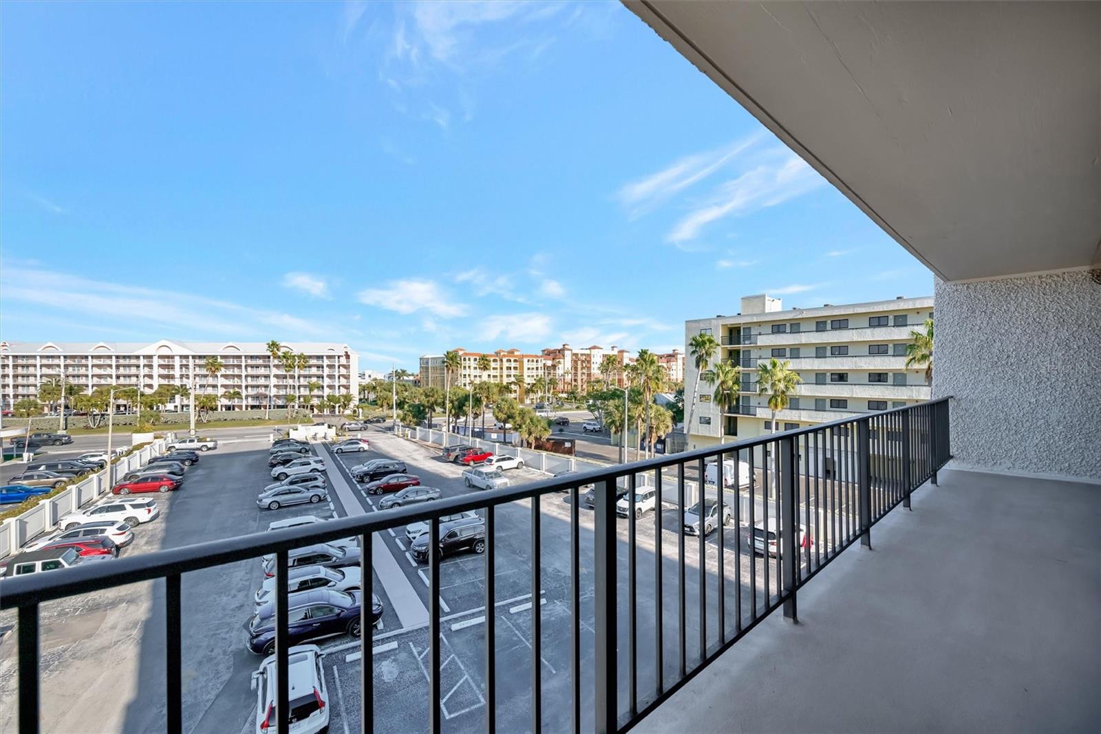 Image 42 of 66 For 5396 Gulf Boulevard 407