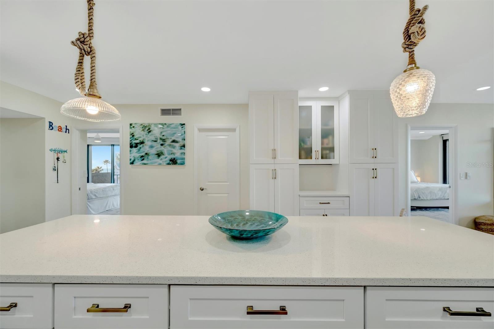 Image 8 of 66 For 5396 Gulf Boulevard 407