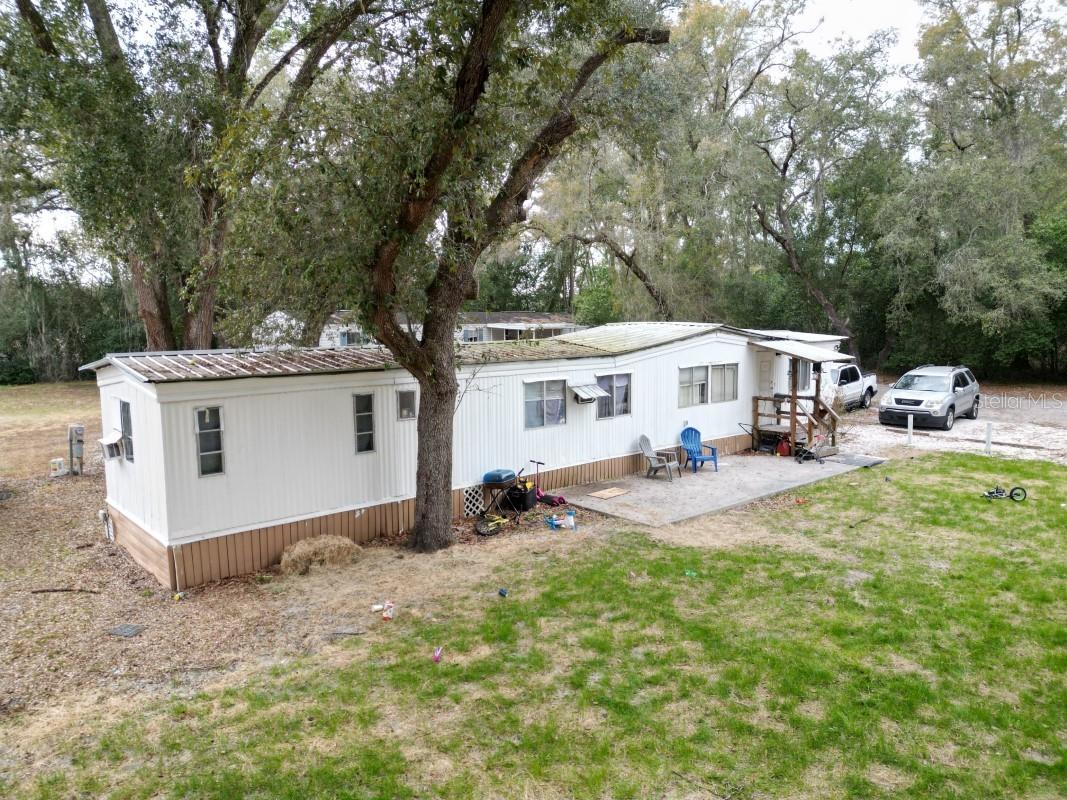 Listing photo id 9 for 20510 Us Highway 98  1-8