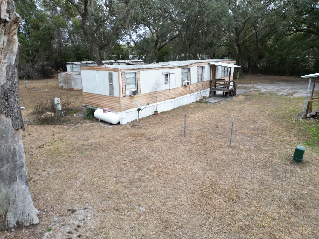 Listing photo id 2 for 20510 Us Highway 98  1-8