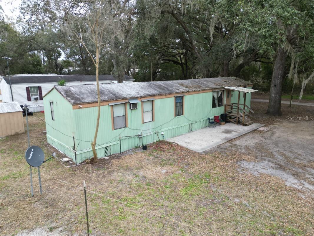 Listing photo id 4 for 20510 Us Highway 98  1-8