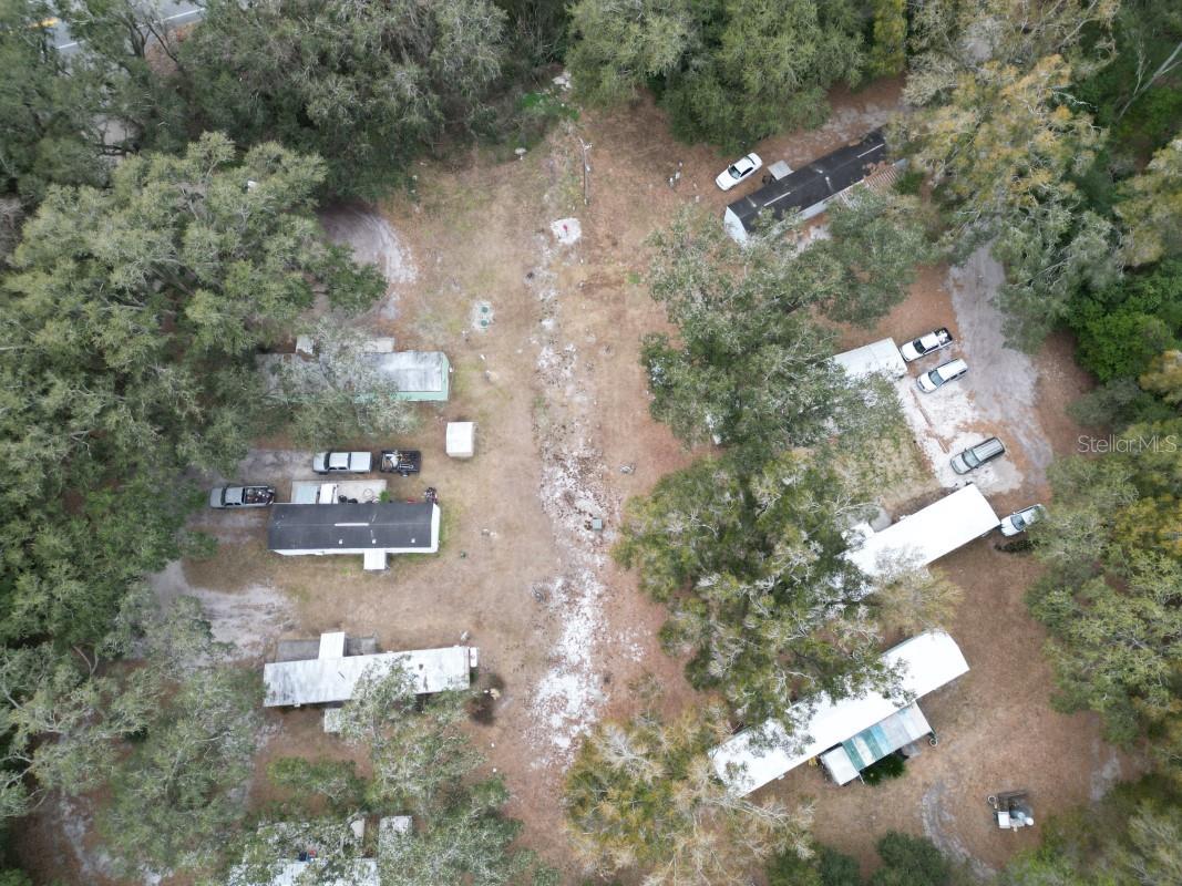 Listing photo id 6 for 20510 Us Highway 98  1-8