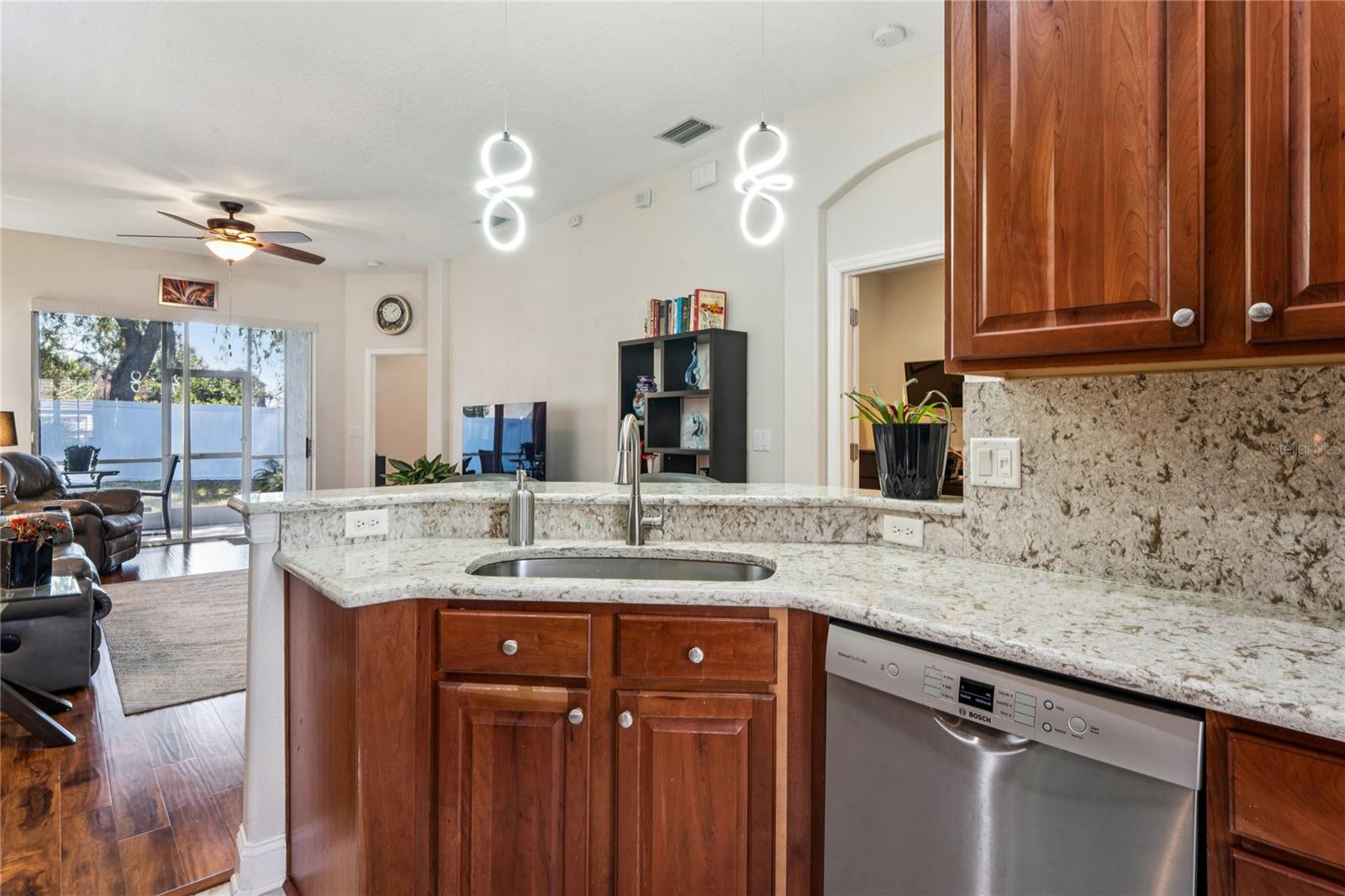 Image 10 of 57 For 31814 Blythewood Way