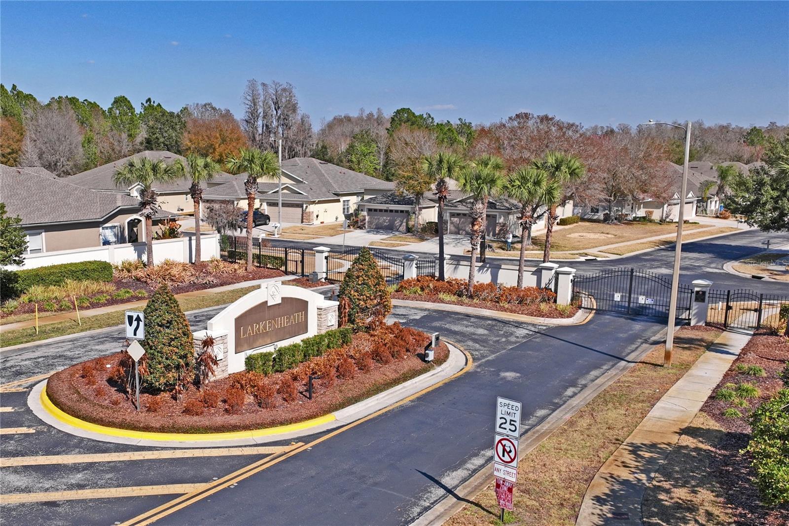 Image 43 of 57 For 31814 Blythewood Way