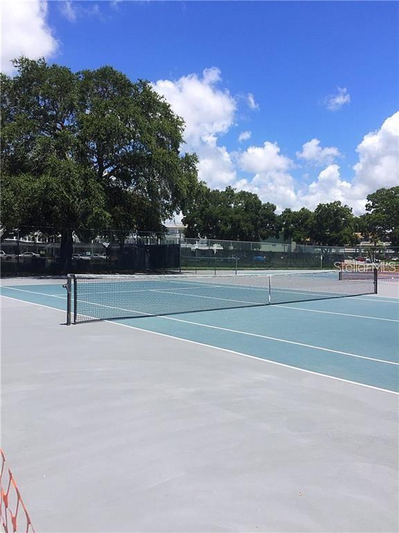 Image 38 of 48 For 2001 World Parkway Boulevard 7