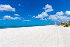 Image 41 of 48 For 2001 World Parkway Boulevard 7