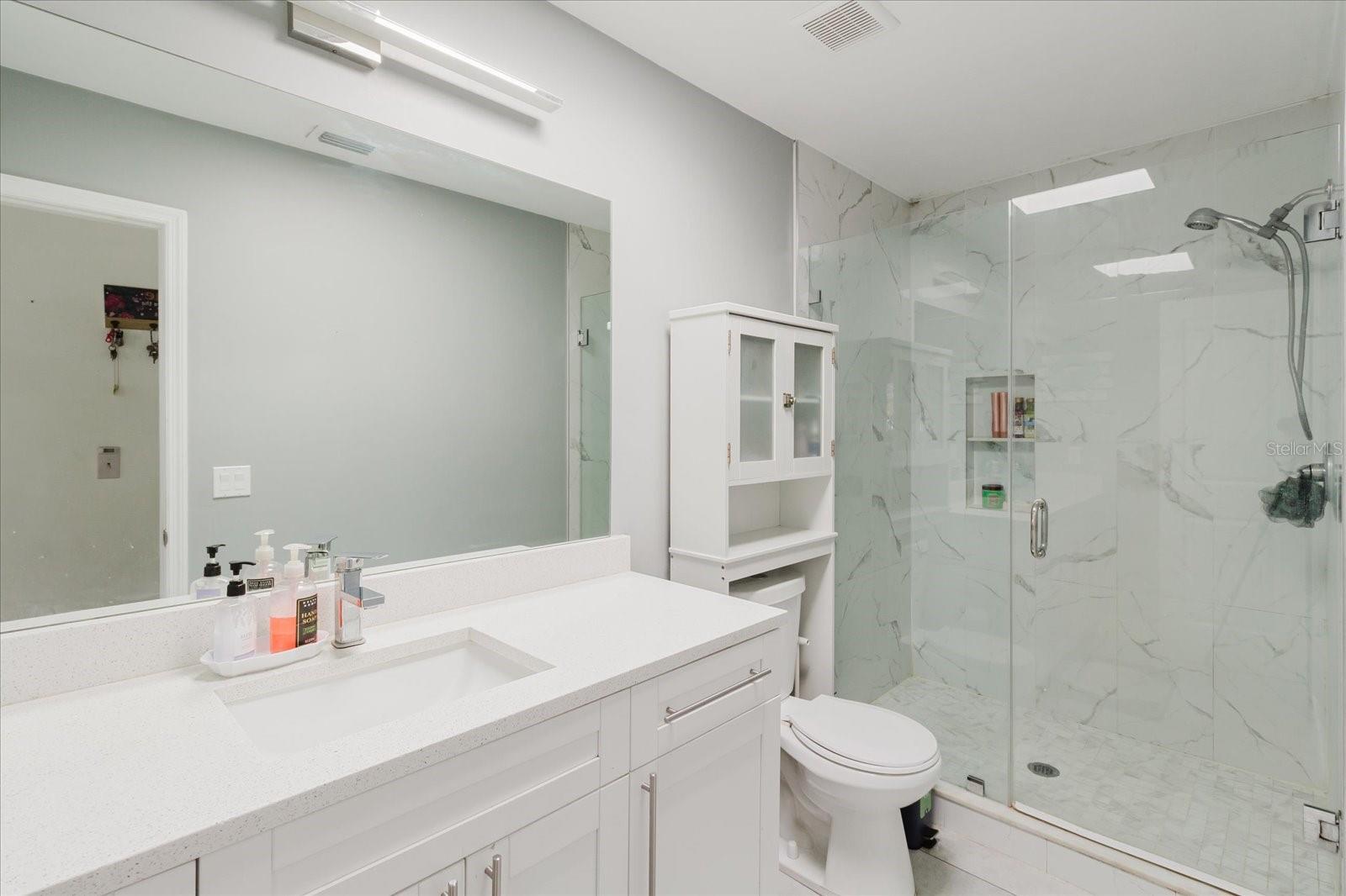 Image 17 of 100 For 7008 Mintwood Court