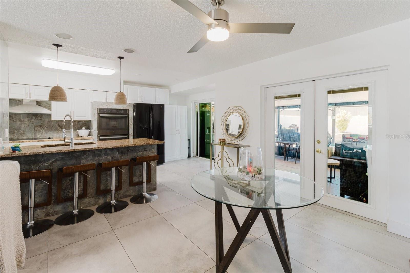 Image 19 of 100 For 7008 Mintwood Court